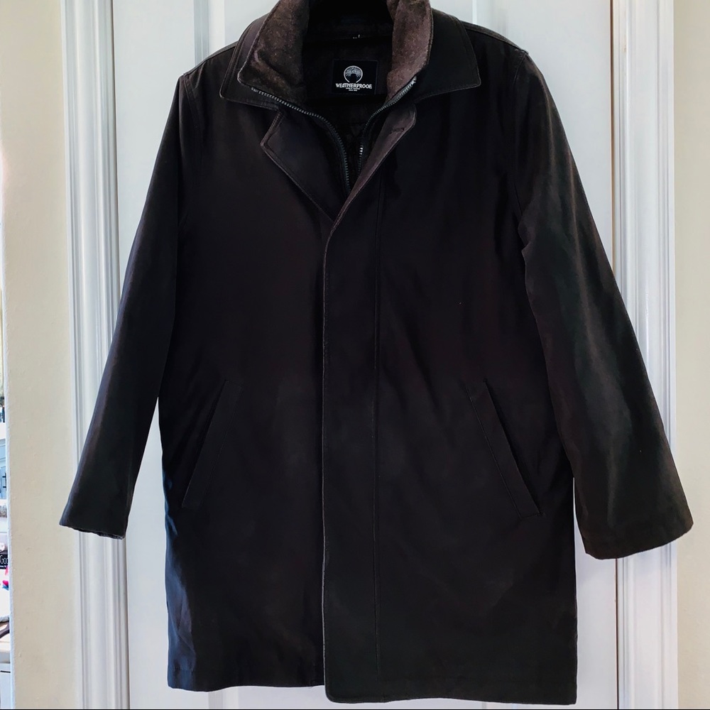 Weatherproof coat with removable warmer 40L